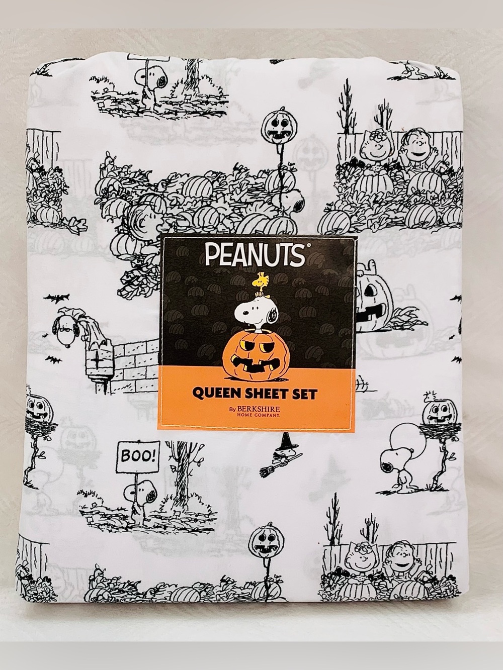 Peanuts Snoopy Halloween Spooky Pumpkin Patch Sheet Set - Queen
